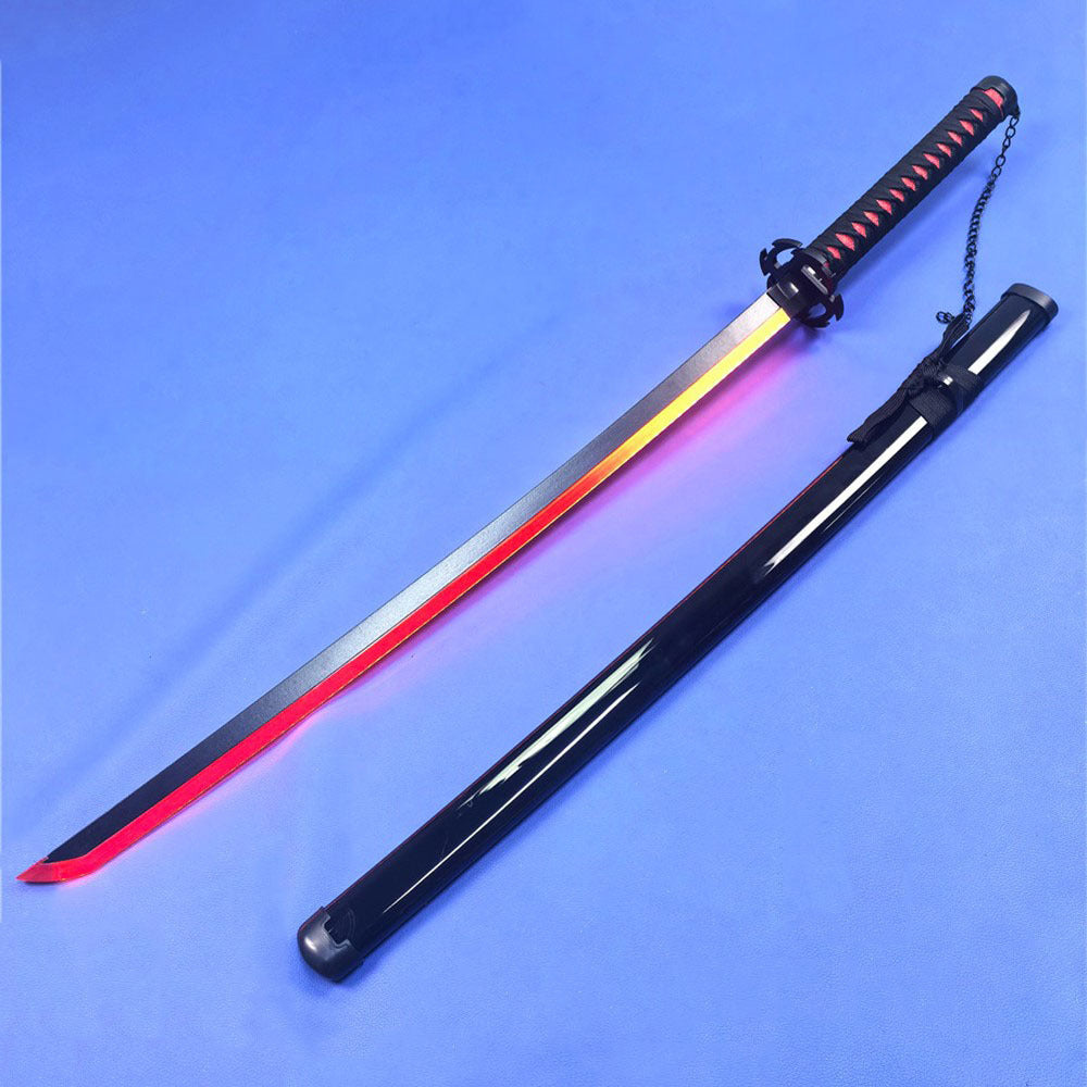 Bleach Ichigo Kurusaki With Light Wooden Sword