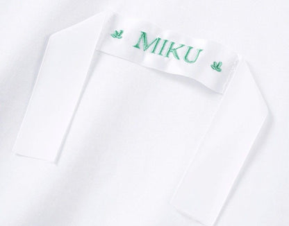 (official) Miku Flower Series White Adult Size Tshirt: 2. Small (au Xxs-xs) [sz:small]